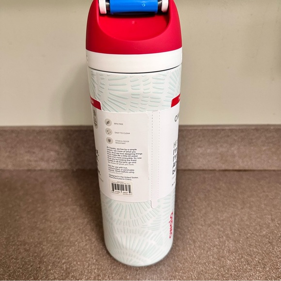 Owala Red White & Boom Glow in the Dark 24 fl oz FreeSip Water Bottle - Picture 4 of 12
